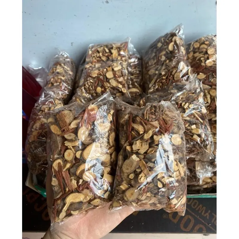 Gói Ngũ vị hương tẩy uế, xông nhà cửa, lau ban thờ  (gồm trầm hương, hoa hồi, thảo quả, quế, vang) 3