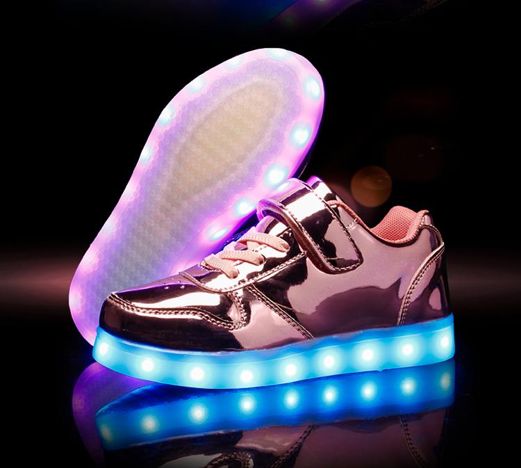 Product Introduction of JINTOHO High Quality Fashion Kids Led Shoes Fashion Waterproof Leather Sneakers Boys Girls Sport Light Shoes 26