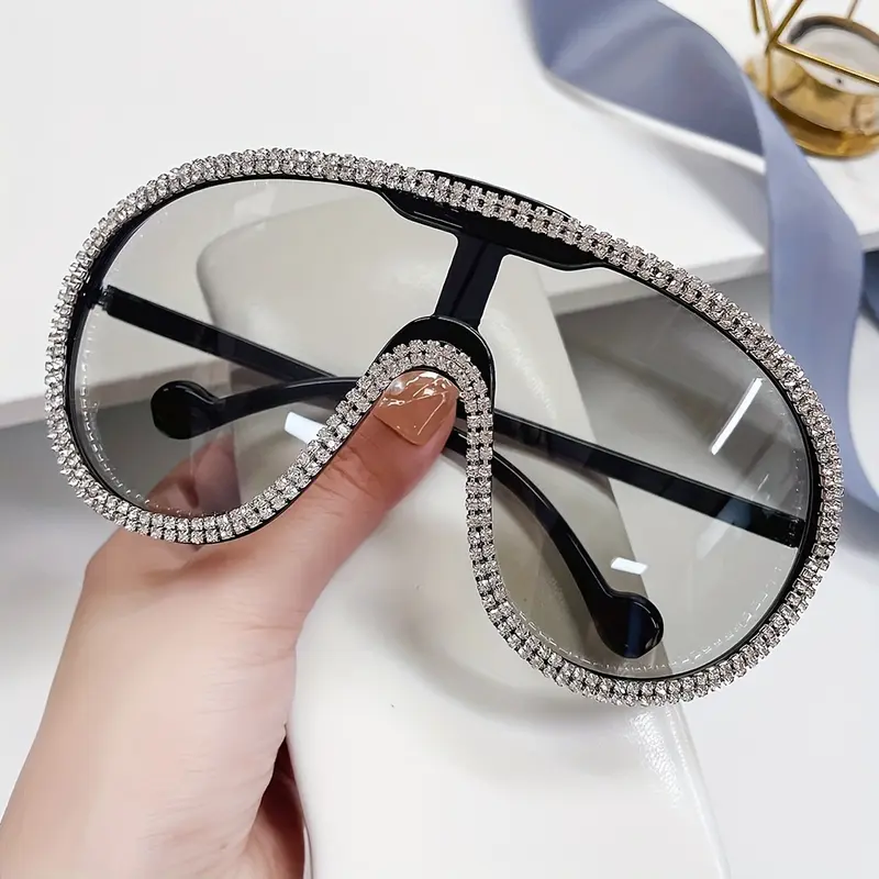 Luxury Rhinestone Shield Fashion Glasses for Women - Oversized Gradient Lens, Windproof Party & Fashion Accessory with Sparkling Frame Design 1