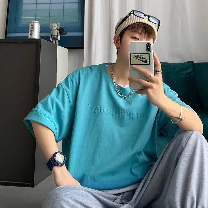Áo sơ mi ngắn tay 2024 mùa hè mới ins chàng trai trẻ trung học trung học sinh hàng loạt Menswear Shirt