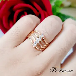 Cincin Perhiasan Wanita Dewasa Dan Remaja Motif Gelombang 4 Full Mata Lapis Titanium 24K