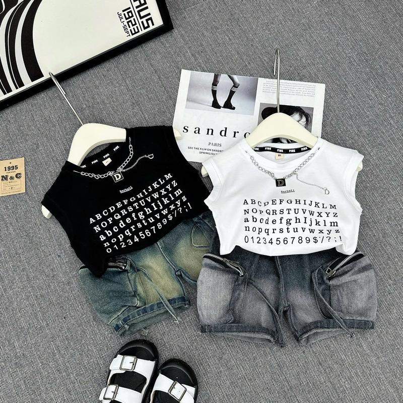 (Kèm vòng cổ) Bộ cộc tay quần jean cho bé trai 8-28kg, áo chữ sát nách kèm dây đính cổ và quần jean mềm