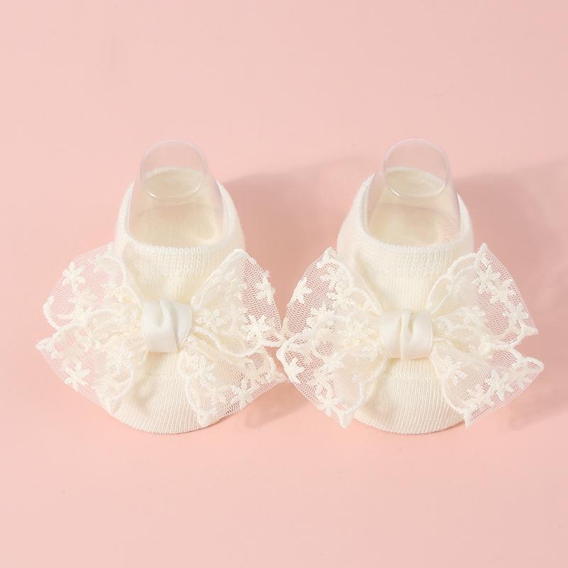 Product Introduction of Baby Girls Cute Socks with Headband Sets Lace Bow Knit Princess Socks for Party, Wedding, Baby Shower 11