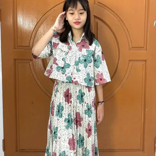 HS-OneSet Anak Motif Bunga+Rok Model Plisket 3