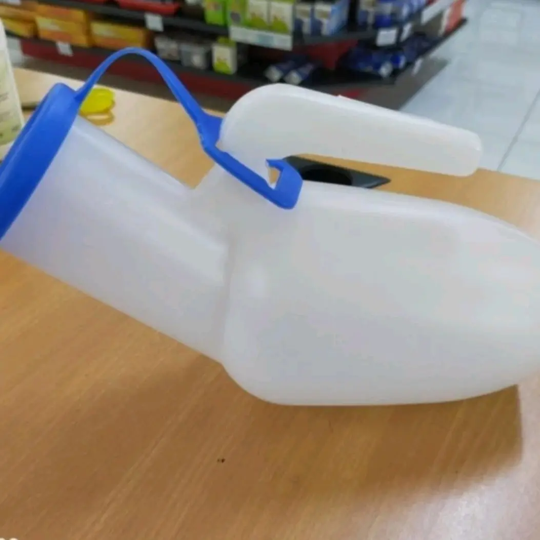 pispot urinal plastik Dewasa laki laki