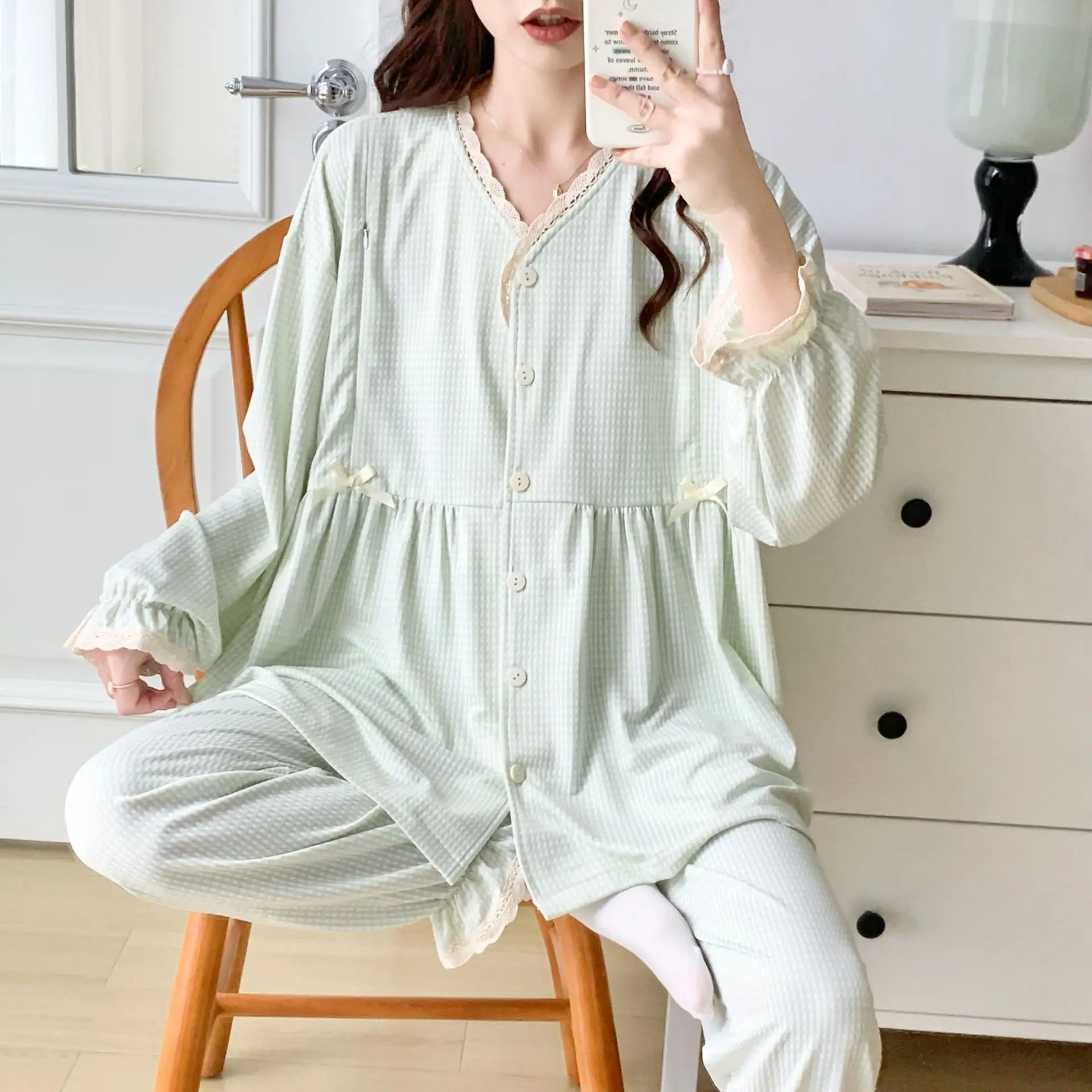 Pregnant women wearing bras, confinement gowns, pajamas, women's spring and autumn long sleeved pants, pure cotton yarn nursing home clothes set