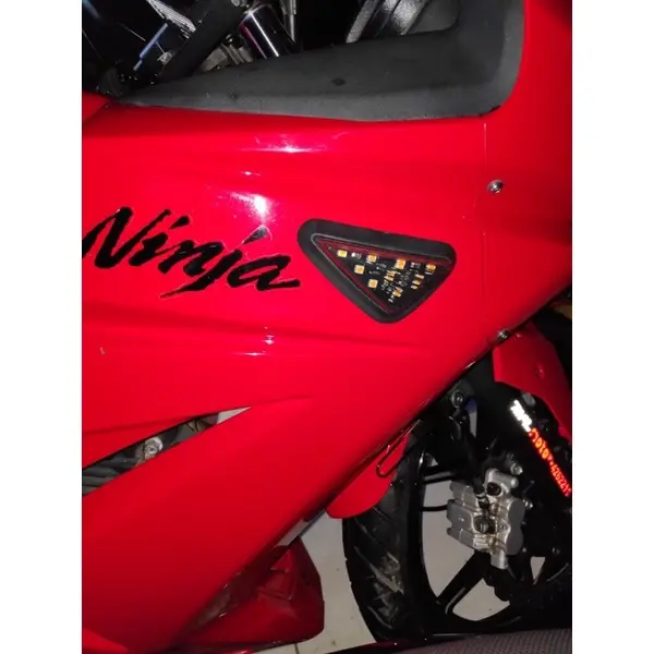 Sen Tempel Lampu Sein Tempel Segitiga LED Universal Buat R15 V2 V3/Cbr150r/Gsx150/Ninja250 Karbu/R25 6
