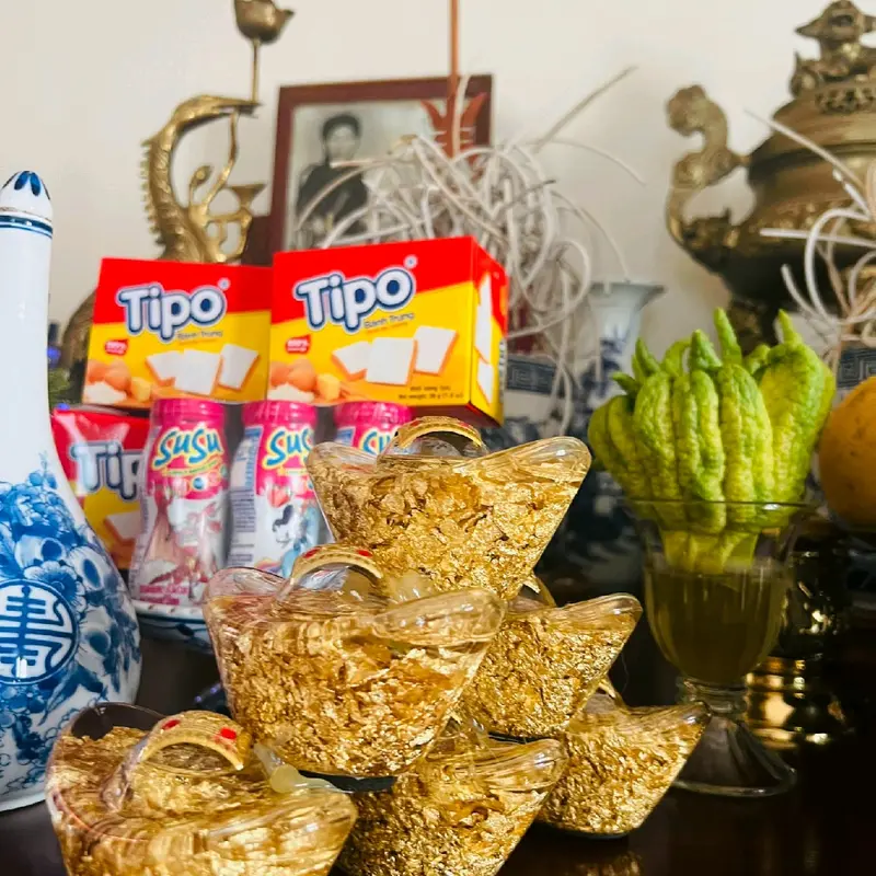 Thỏi vàng thần tài , hút tài, hút lộc . Có thể xếp bày dạng tháp. 7