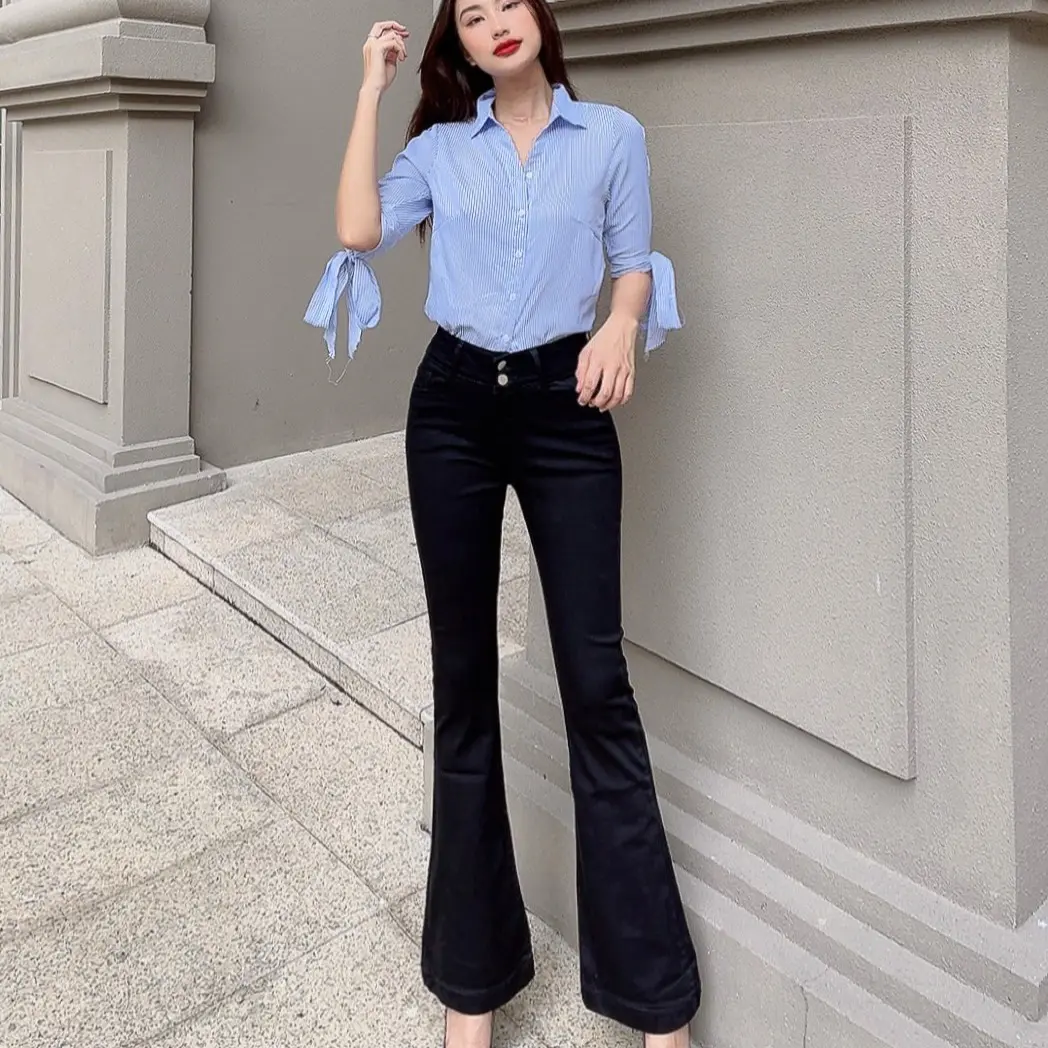 Quần jean nữ ống loe đen trơn