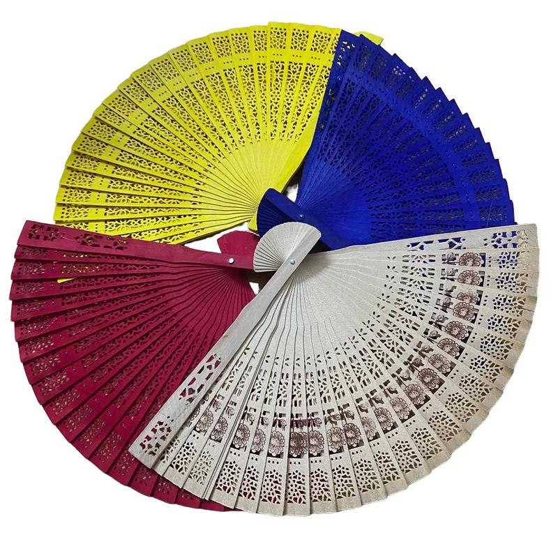 Quạt gỗ xếp làm oản tháp bánh , trang trịa phong cách cổ trang