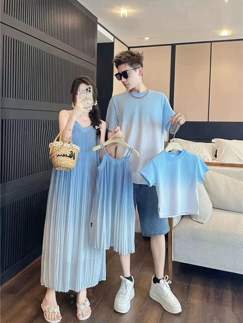 Product Introduction of Váy quần áo gia đình, Mẹ và con gái, Ba người, Phong cách phương Tây, Thích hợp cho kỳ nghỉ và bãi biển, Cỡ Trung Bình và lớn, cho cha mẹ-con, Bộ ba, Mùa hè, Hàng mới về năm 2024, Chủ đề gia đình 3
