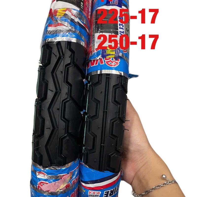  Vỏ lốp  xe Wave thương hiệu Vanlock Việt Nam thông số 225-17 250-17 Chất cao su dày dặn,bám đường tốt 