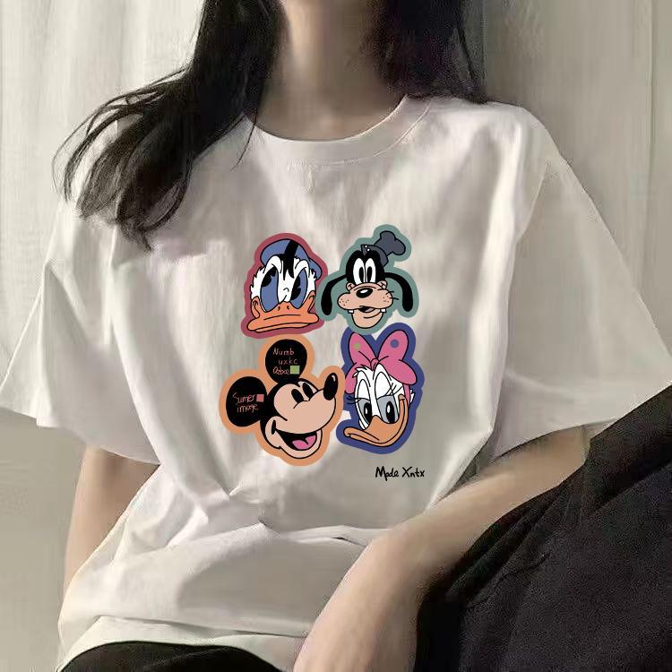 Atasan wanita sedang diskon! Kaos lengan pendek putih motif retro Korea, gaya unik, longgar, membuat tubuh terlihat langsing, sedang tren di Instagram.