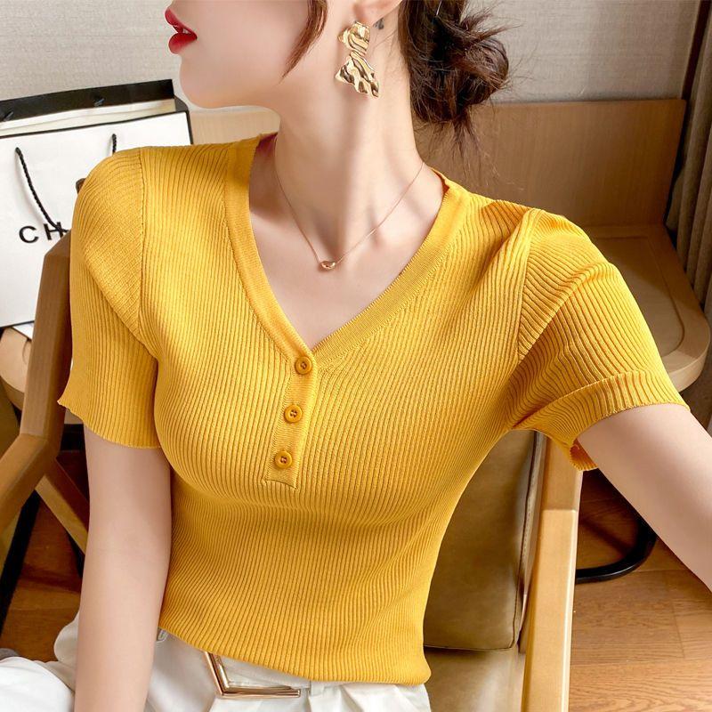 Áo Thun Mùa Hè, ngắn Tay, Chất Liệu Lụa Lạnh Dành Cho Nữ, Phong Cách Hàn Quốc, Dáng Ôm, Cổ Chữ V, Thiết Kế Nút, Áo Mỏng, Hợp Xu hướng, Hàng Mới Về Năm 2025 8