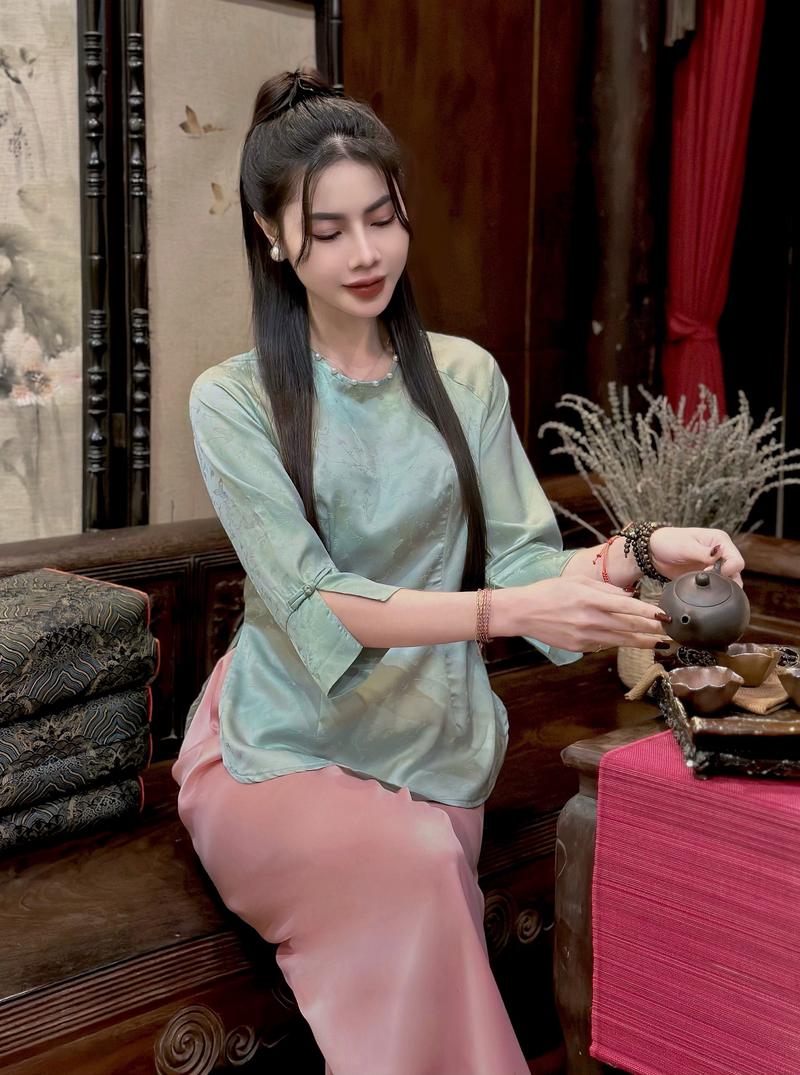 Product Introduction of Pháp Phục Tịnh Tâm Cổ Tròn Tay Xẻ Lụa Gấm Kín Đáo Sang Trọng 4 Size S,M,L,XL Siêu Xinh Women Top 3