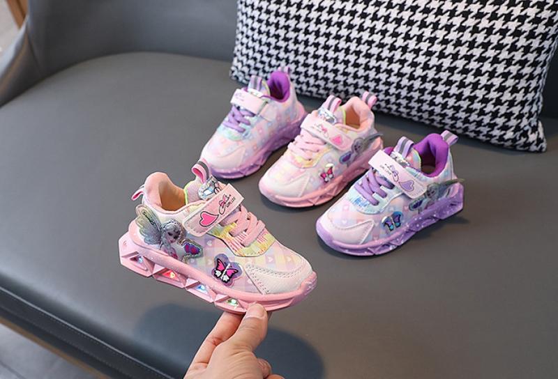 Product Introduction of with Light Girls' Shoes Spring and Autumn New Light Pumps Leather Fashionable Children's Sneakers Toddler Children Teens Princess Shoes 9