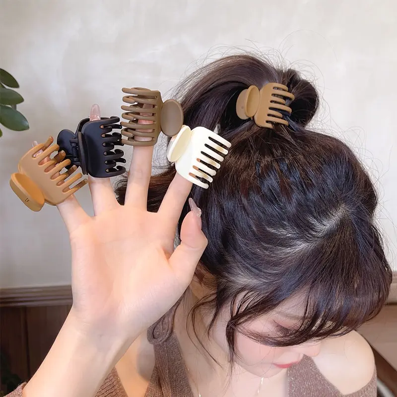 Milk brown women's hair clip high ponytail clip baby shark clip acrylic fashion hair accessorie