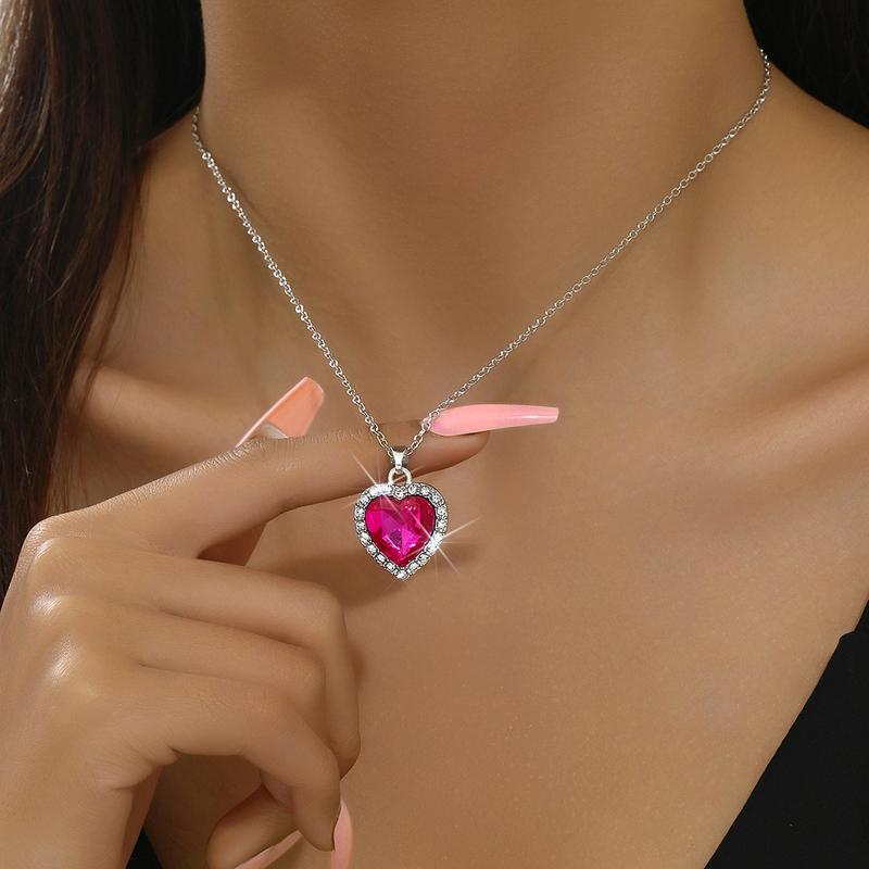 Product Introduction of Fashion Wholesale Heart-Shaped Pendant Necklace Full of Diamonds Cross-Border Best Seller in Europe and America 4