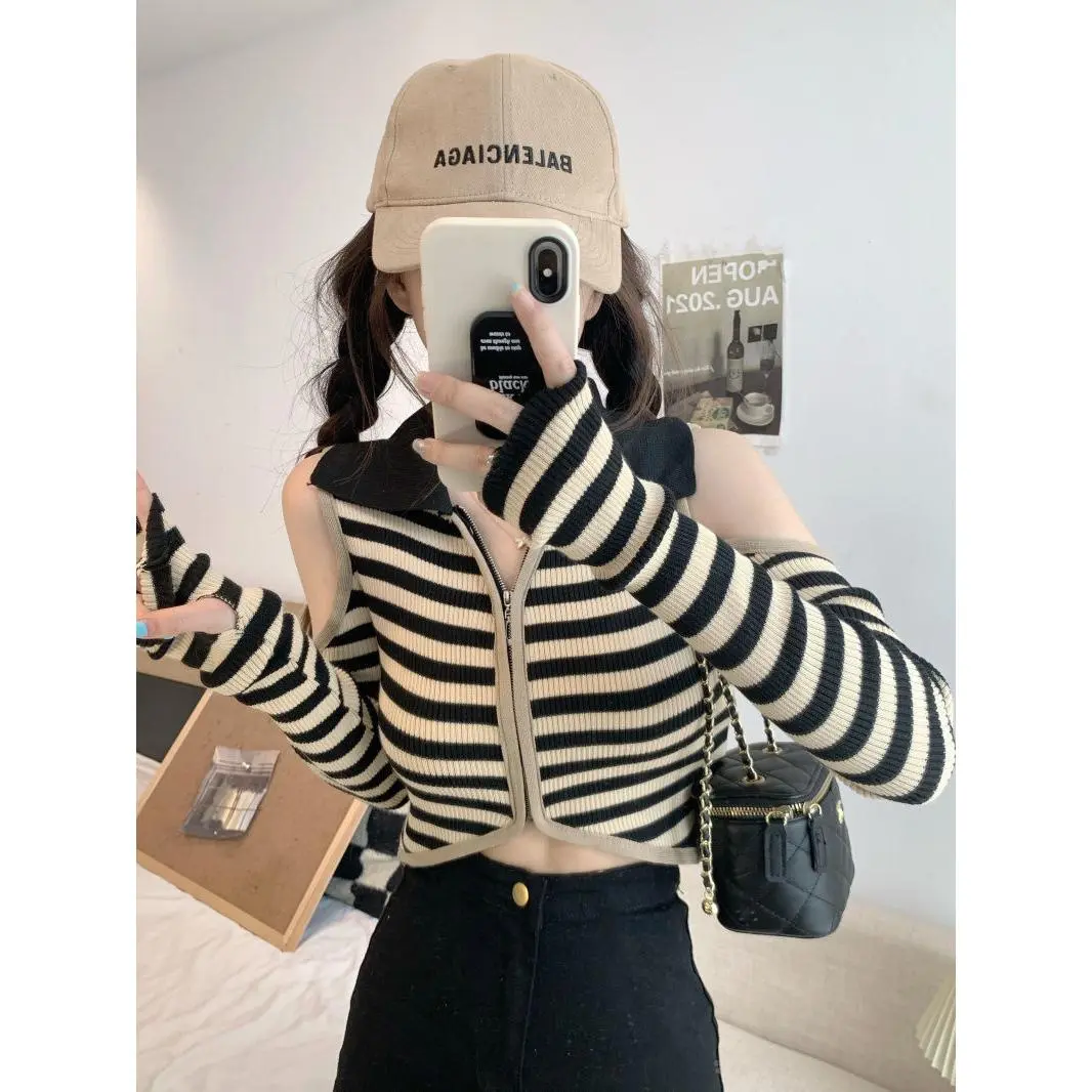 Áo khoác lưới mỏng dệt kim sọc kẻ - Set váy maxi tiểu thư phong cách polo trendy mùa thu Hà Nội