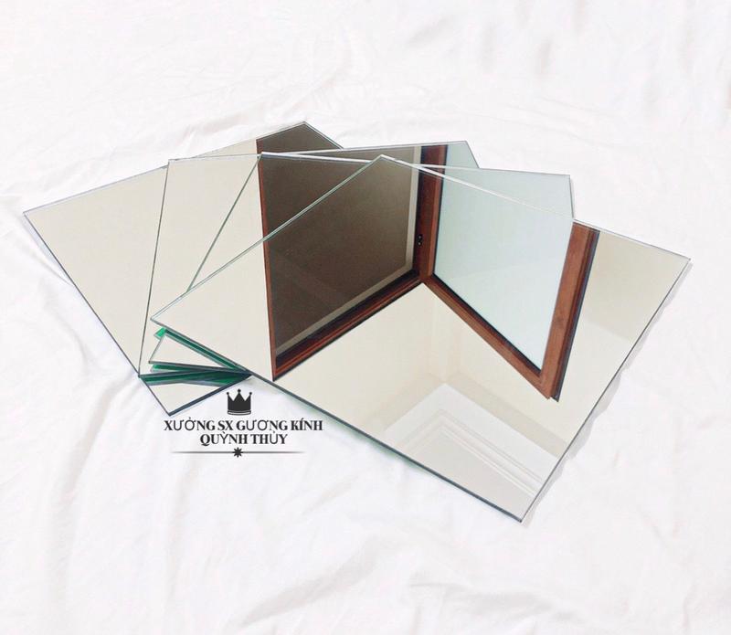 Gương ghép, gương thủy tinh dán tủ quần áo soi toàn thân KT 20x20cm Decor Phòng