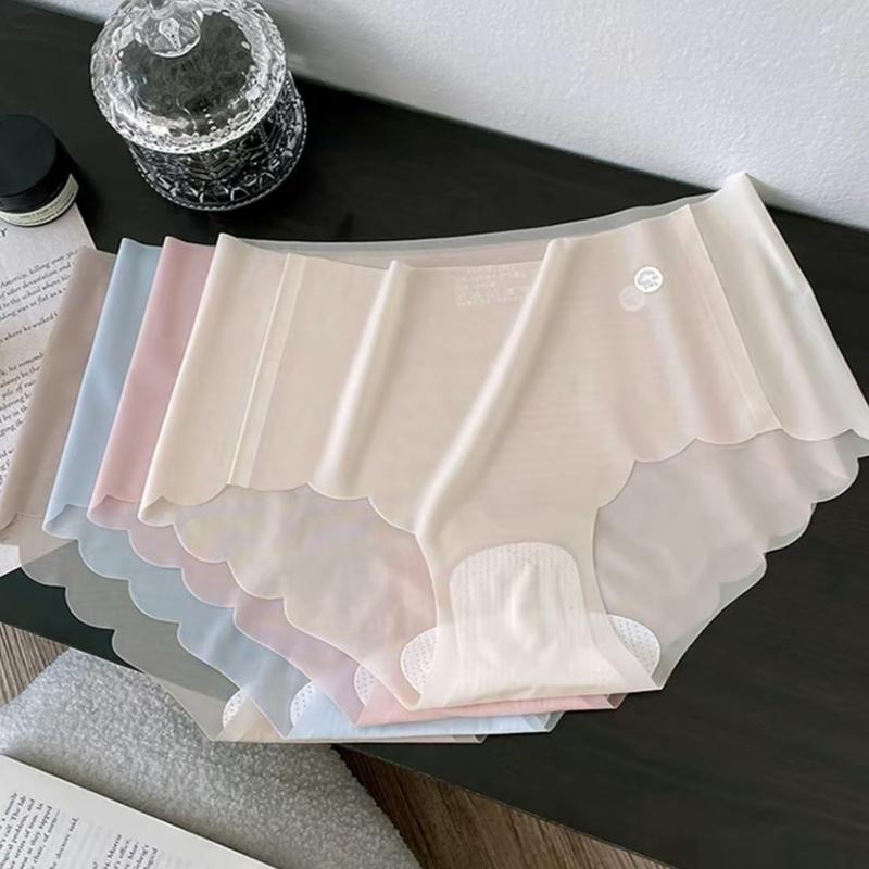 Quần lót nữ tàng hình cotton | Mỏng Nhẹ Mịn Mướt Không Lộ Viền (màu ngẫu nhiên có che tên sp)