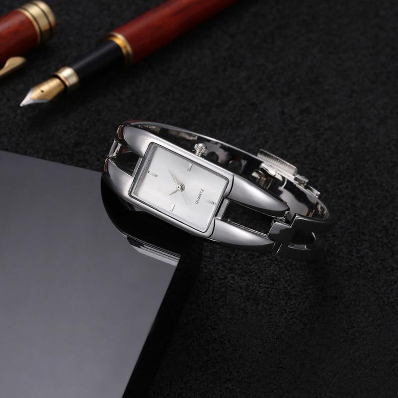 Product Introduction of Đồng Hồ Nữ, Hàng Mới Về, Đồng Hồ Thạch Anh Vòng Tay Sang Trọng, Phong Cách Thường Ngày Dây Đeo Mỏng, Đồng Hồ Vòng Tay Nữ, Đồng Hồ Thiết Kế Làm Đẹp, Relogio Nữ Tính Watch 38