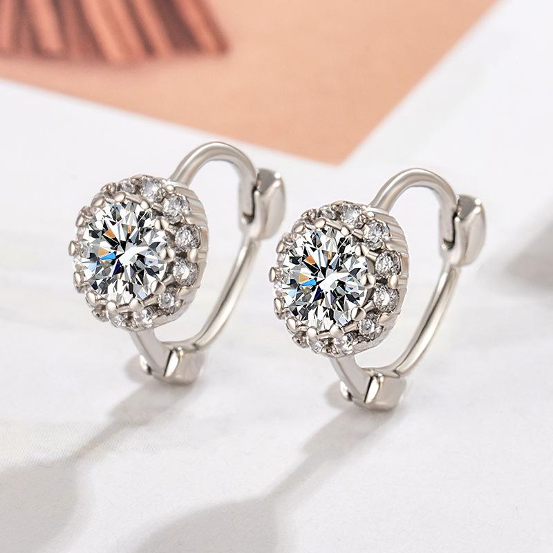 Product Introduction of Luxe & Luster Jewelry Silver Zircon Hoop Earrings, Brass Jewelry, Women's Jewelry, Earrings, Unique Design, High-end, Delicate, Elegant, Versatile, Korean Style 7