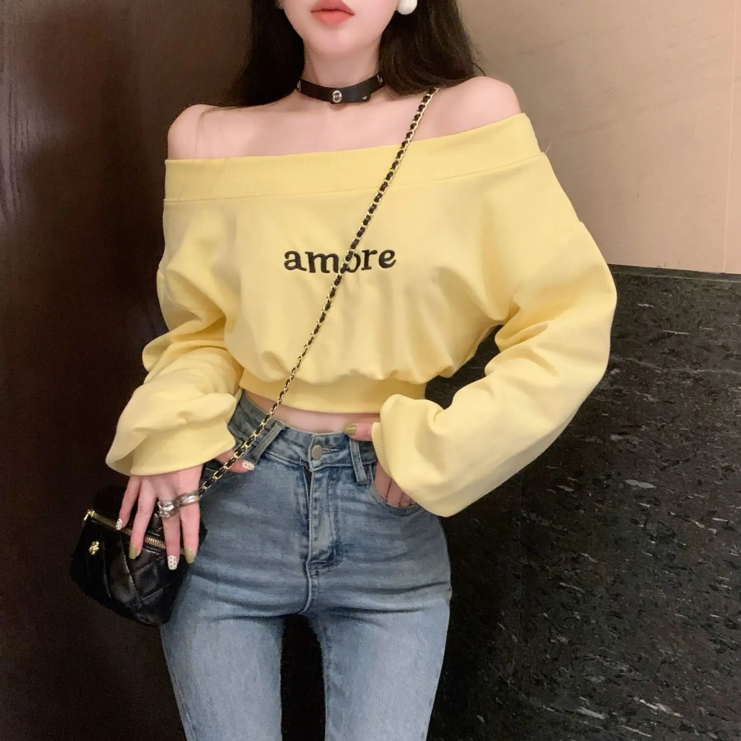 Áo Len Trễ Vai, Thiết Kế Chữ Cái Mỹ, Dài Tay, Dành Cho Bé Gái, Thích Hợp Cho Mùa Thu Và Mùa Đông, Phong Cách Hàn Quốc Mới, Độc Đáo Ngọt Ngào Và Cay, Ôm Sát, Áo Ngắn Top Women Hoodie Khuy