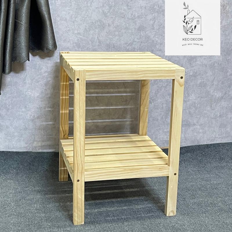 Tab đầu giường gỗ thông hình vuông