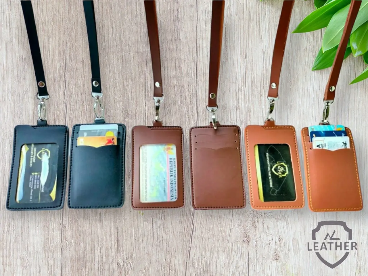 Holder Lanyard Dompet Kartu ID Card Gantungan Holder Kulit Tali