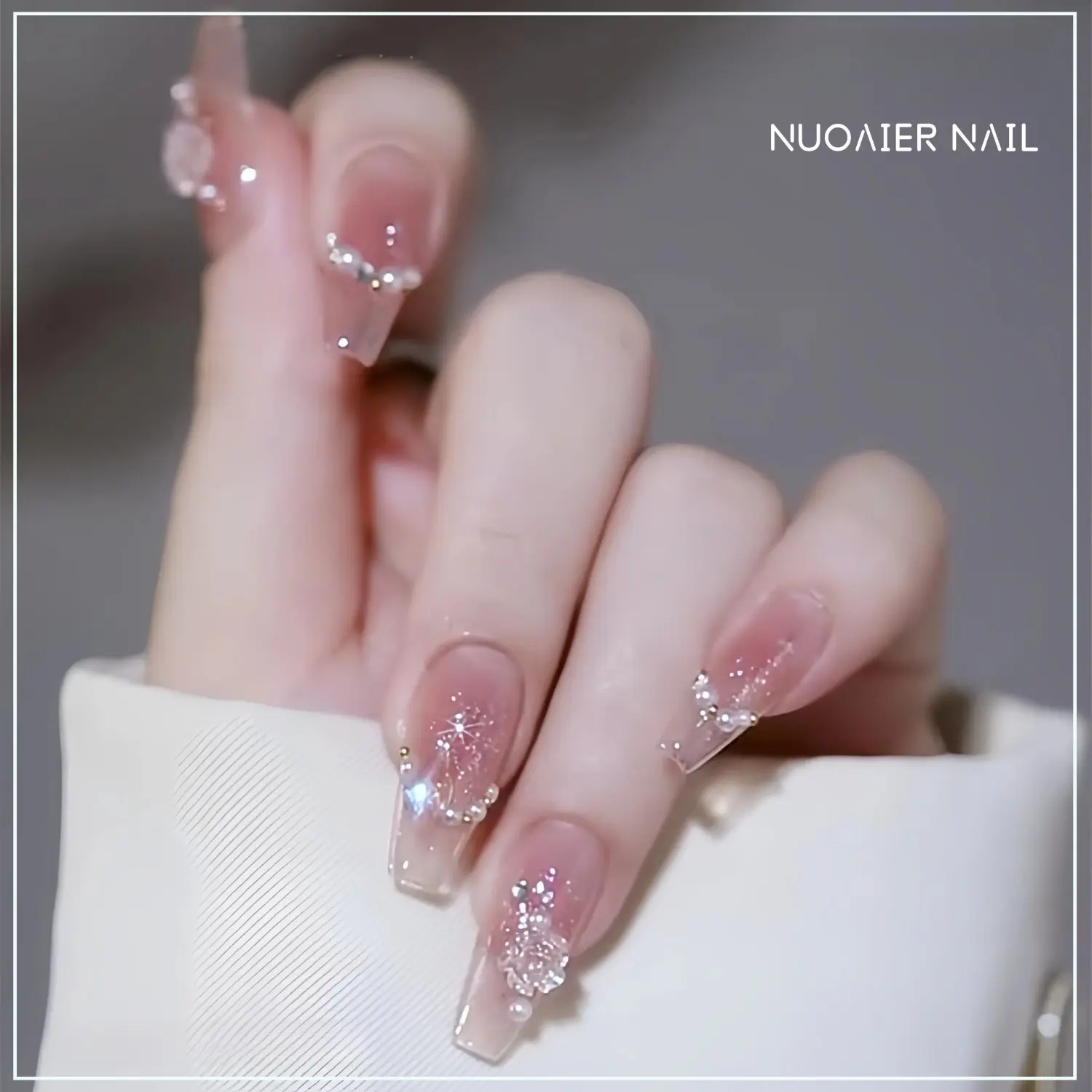 Manicure Wear Nail Pure Desire Style Advanced Camellia Nail Patch Mid-Length Trapezoidal White Nail Sticker Diamond Finished Product
