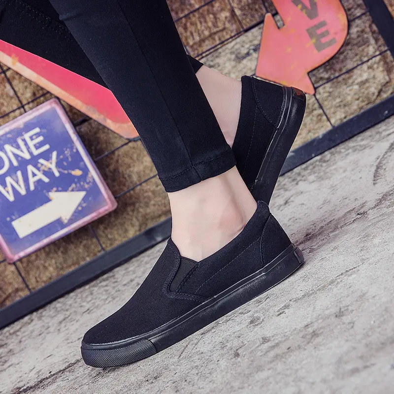 Selling my slip-on Selling my recently bought Black On Cloud 6 waterproof slip  main image 2