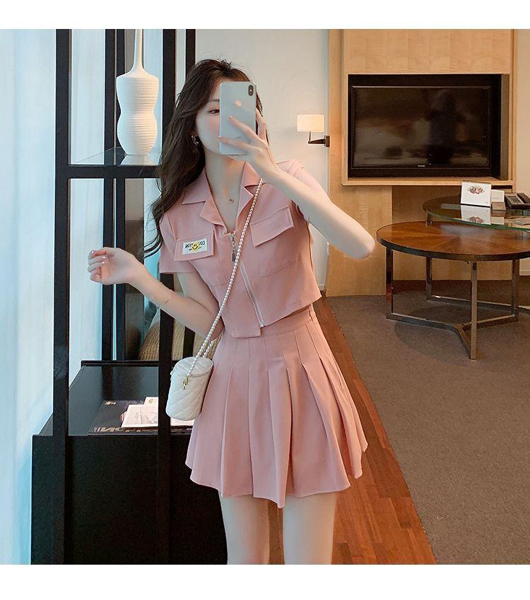 Product Introduction of Bộ Đồ Ngắn Tay Thanh Lịch Chống Lão Hóa Mới Mùa Hè 2024 Áo Khoác Ngắn + Chân Váy Xếp Ly Bộ Đồ Hai Mảnh Hợp Thời Trang Cho Nữ Top 14