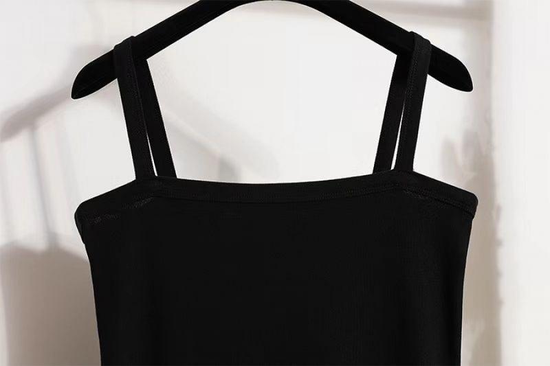 Product Introduction of Quần Áo Nữ Ngoại Cỡ Bộ Đồ Hai Mảnh, Váy Hai Dây Bó Sát Dễ Phối Đồ Áo Cardigan, Thích Hợp Cho Cô Gái Béo, Mùa Xuân Mới, Năm Phát Hành 2024 Women Top 9