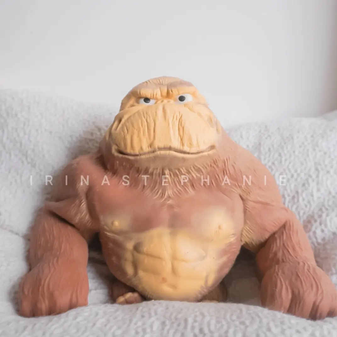 Squishy Gorila Kingkong- Isi Pasir | Bisa GEPENG | Ukuran Jumbo 22 x 20 cm