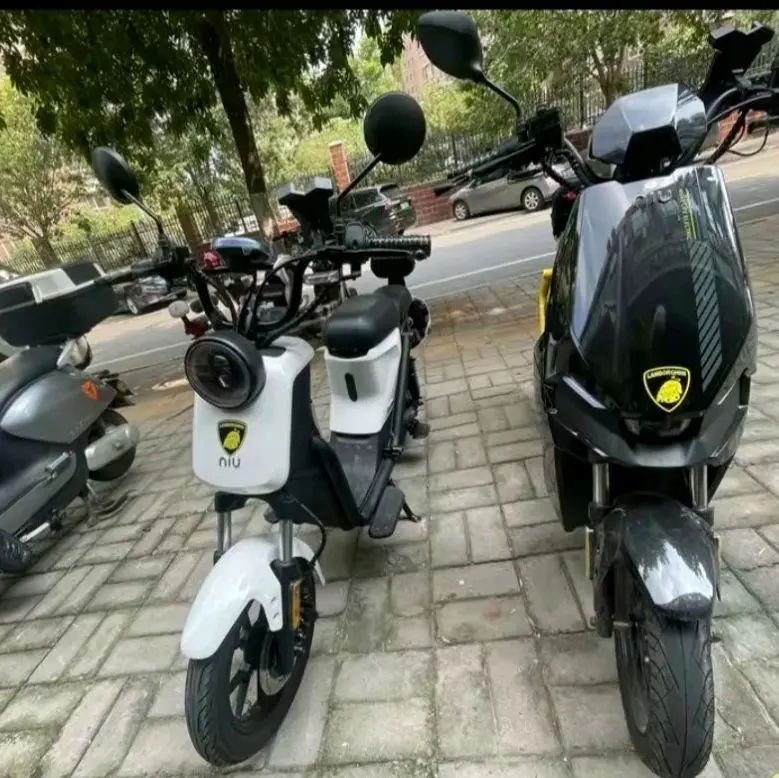 Tem dán xe đạp điện xe máy ô tô  cao cấp ngộ nghĩnh lambo và fera chống nước chống bay màu in UV siêu nét 5