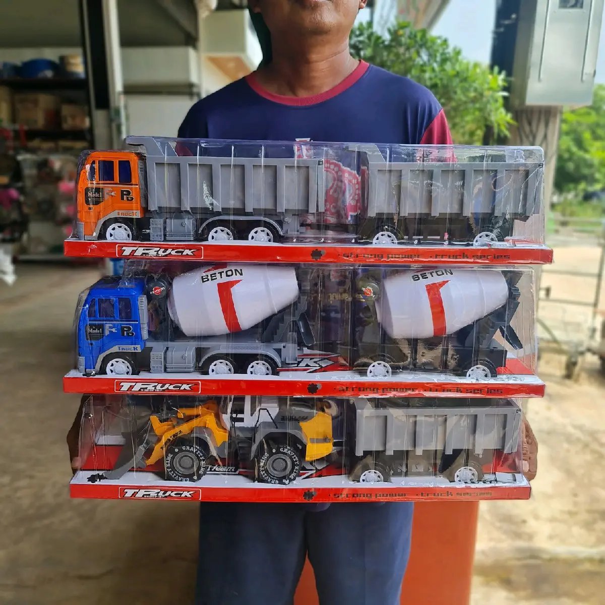 รถของเล่นรถพ่วงคันใหญ่มาก ยาว 63 cm. ของเล่นรถพ่วงคันใหญ่ ของเล่นรถก่อสร้างคันใหญ่ ของเล่นรถโม่คันใหญ่ ของเล่นรถก่อสร้าง
