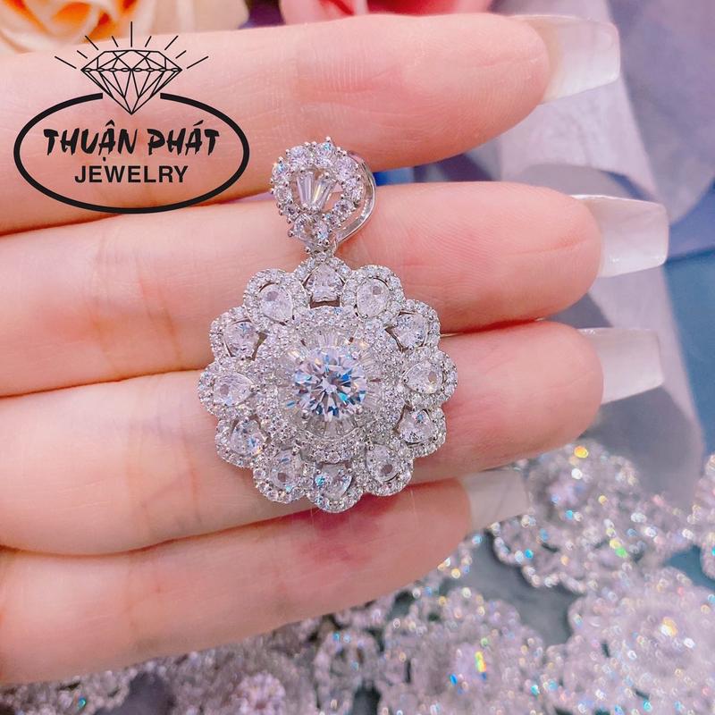 Phụ Kiện Mặt Dây Chuyền M089 Hoa Mai Tròn Tấm Viên Chủ 6li5 Cz Đeo Cổ Sang Trọng Trang Sức Bạc Ý Xi Bạch Kim- Bạc Thuận Phát Women