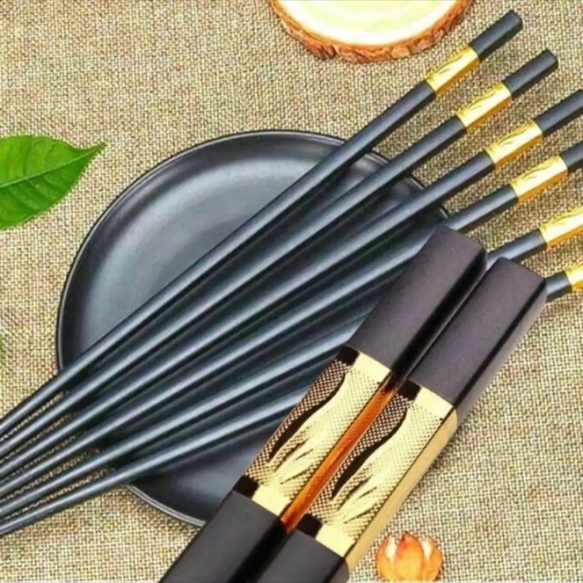 [Combo] 50 đôi Đũa Mạ Vàng Hàn Quốc Nhựa Đen Nhật Cao Cấp Chống Trơn Chống Mốc Chịu Nhiệt Bộ Live Talyn