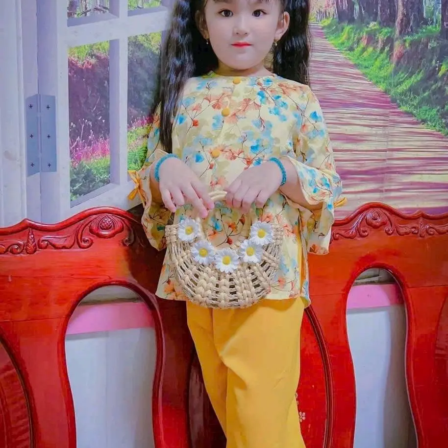 1 SÉT  BÀ BA   CỔ Tròn   TAY LOE  CHO BÉ.Quần ỐNG Suông. (SANG SANG SHOP)