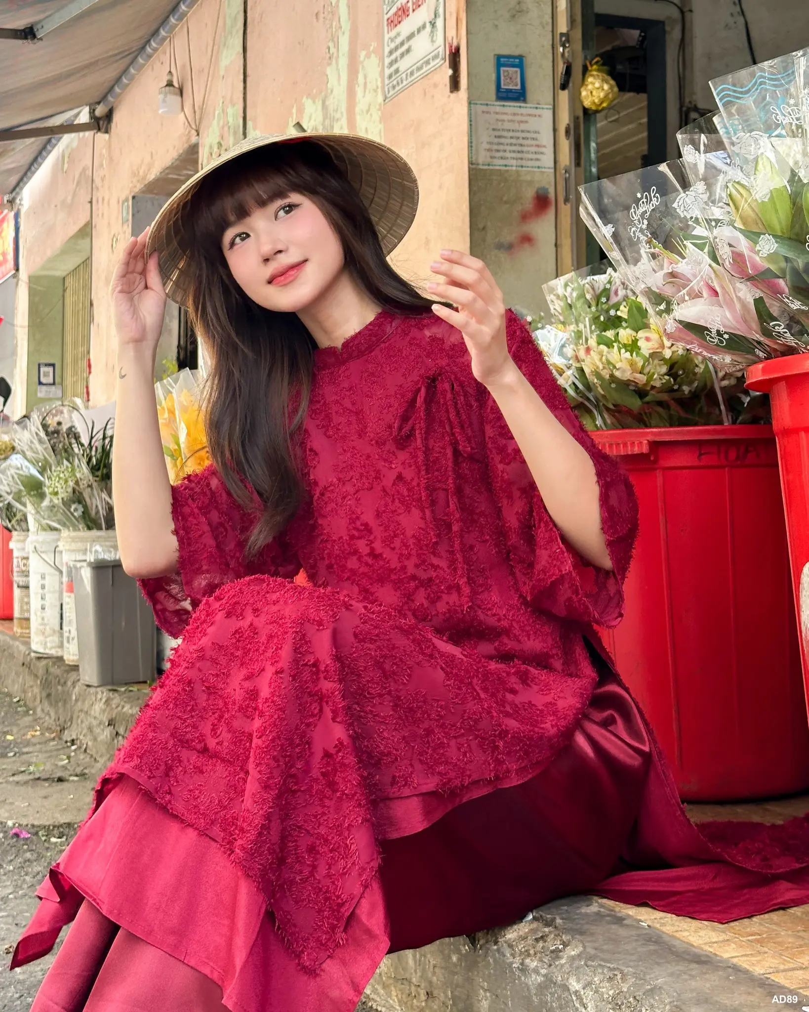 Áo Dài Cách Tân Phượng Vũ Dáng Suông Cổ Cao 4 Tà , Quần Lưng Chun