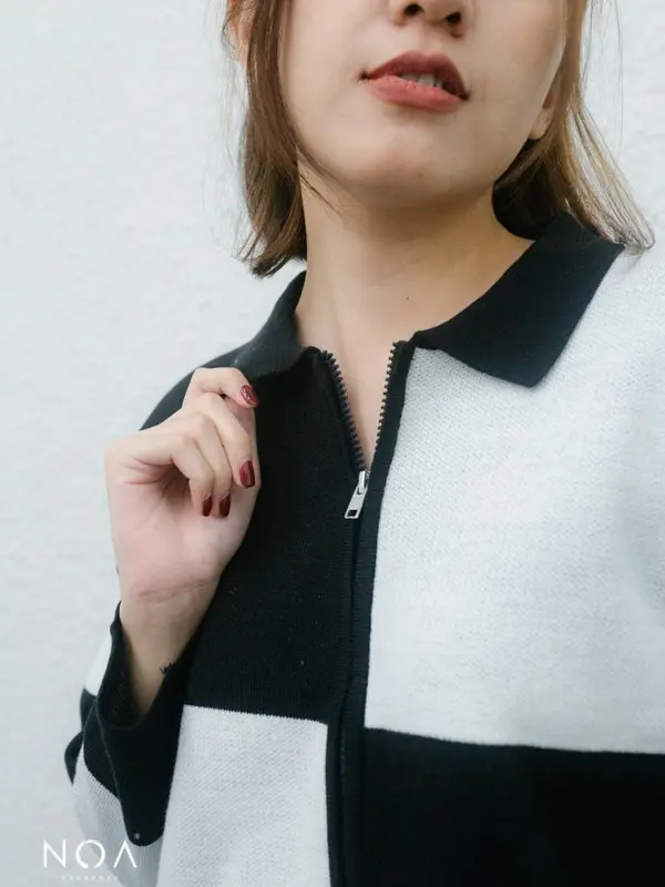 NOAeveryday RIKONA Square Knitted Cardigan    Knitwear Motif 7