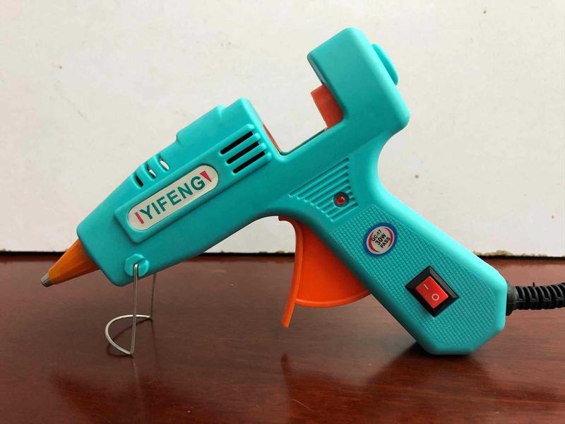 Product Introduction of Hot Melt Glue Gun Handmade Hot Glue Gun Multifunctional Glue Gun Hot Melt Glue Stick Potting Machine 30W Hot Melt Gun 6