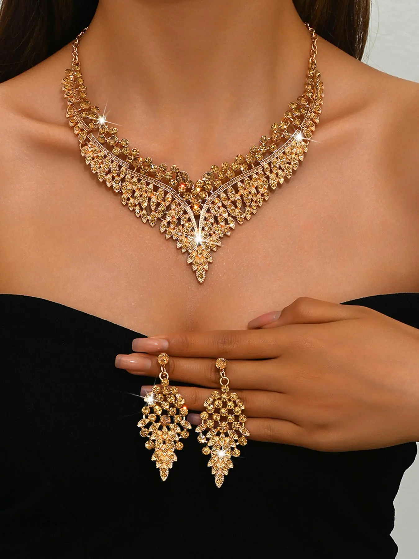 Women's Elegant Rhinestone Decorated Necklace & Dangle Earrings, Exquisite Trendy Jewelry Set, Fashionable Accessories for Party & Daily Clothing Decor
