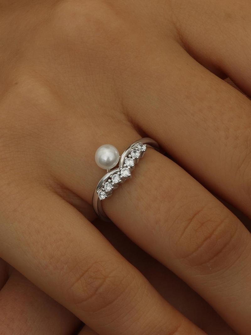 Product Introduction of S925 Sterling Silver Artificial Zircon Decorated Ring for Women, Fashion Jewelry for Party, Daily Decor, Trendy All-match & Exquisite Jewelry for Birthday Gift 2