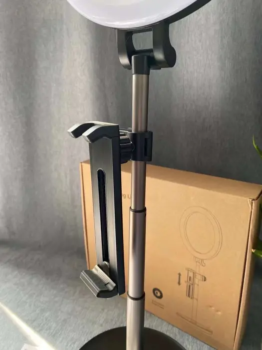 Đèn Livestream Yoozon ( thương hiệu Đức ) – dùng được cả iPad Phụ Kiện Selfie Led Kem 4