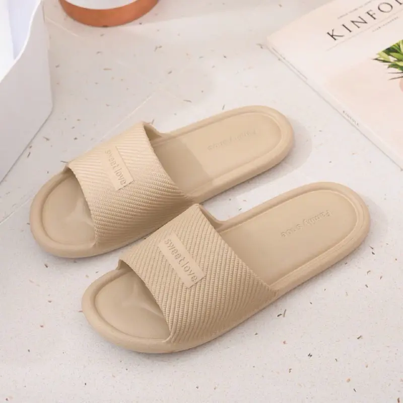Dép đi trong nhà của hãng CHAO , một hãng nội địa trung chuyên bán dép đi trong nhà sà lé siêu rẻ về tay chỉ . Mà dép của Chao trc h thì bền khỏi nói =)))   Có 6 màu e đánh số Quai Ngang Đế Bằng Quai Ngang Đế Bằng 4