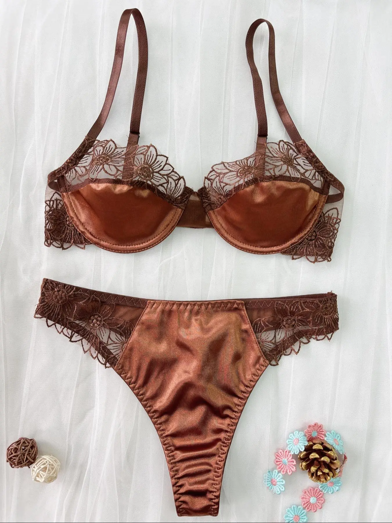Two-piece Set Women's Floral Embroidery Contrast Mesh Satin Underwear Set, Adjustable Strap Push Up Bra & Thong Set, Romantic Lingerie Set for Women