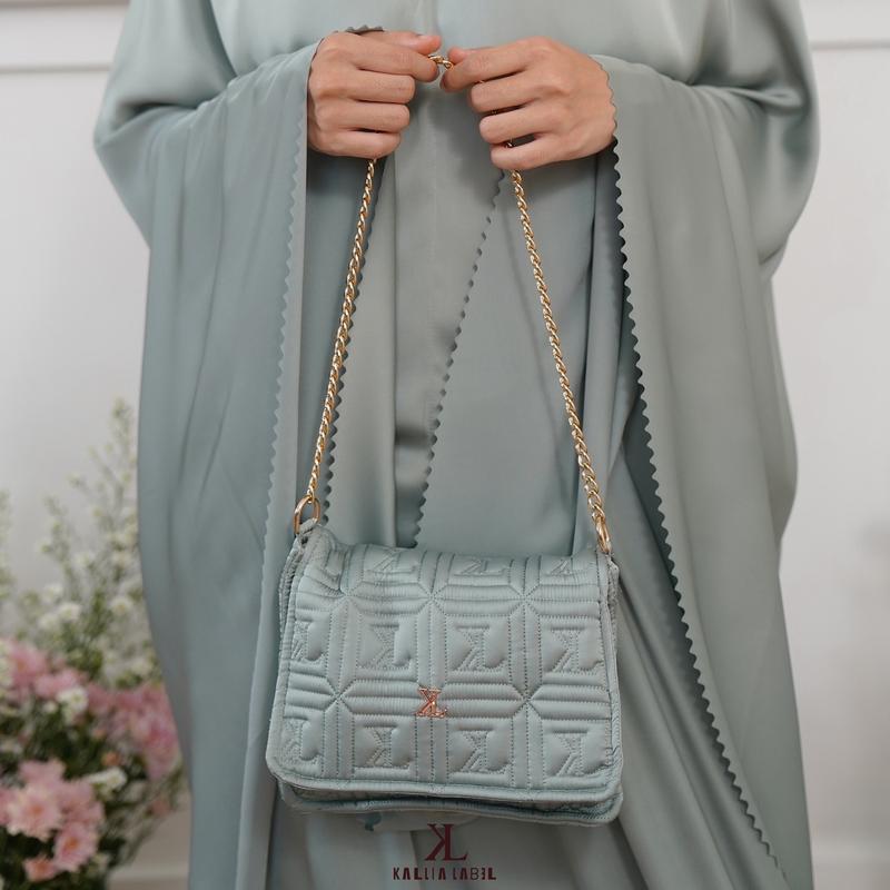 Adelyne Prayer Set | Mukena Premium by Kallia | Packaging with box 5