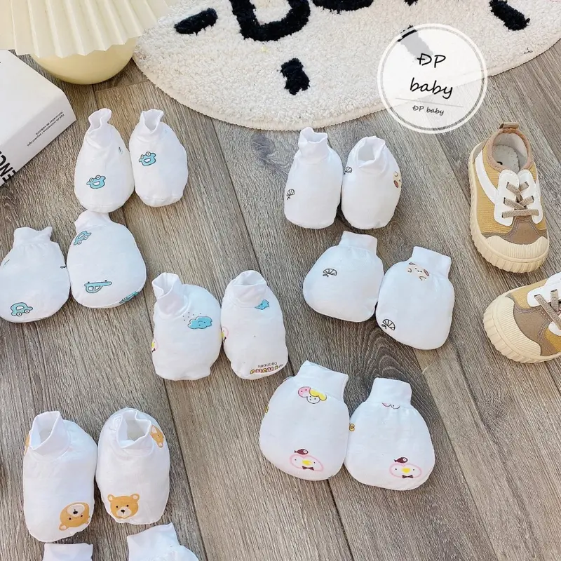 Set Bao Tay Bao Chân Cho Bé Sơ Sinh Vải Petit Thun Lạnh Mềm Mại Và Đáng Yêu (ĐP Baby) 5